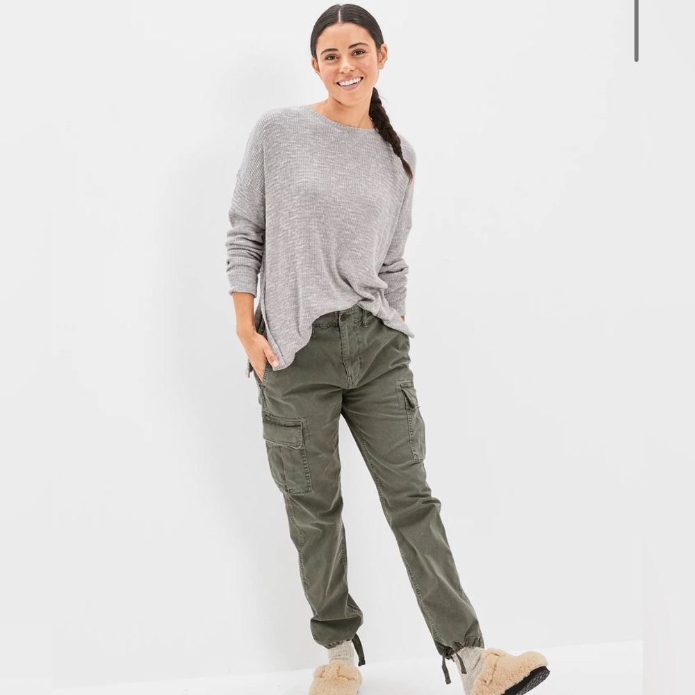 🚨LAST CALL🚨🗣️ American Eagle Outfitters Ex-Boyfriend Green Cargo Pants